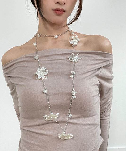 Chaîne de corps en alliage blanc français avec perles et fleurs - Amawinc