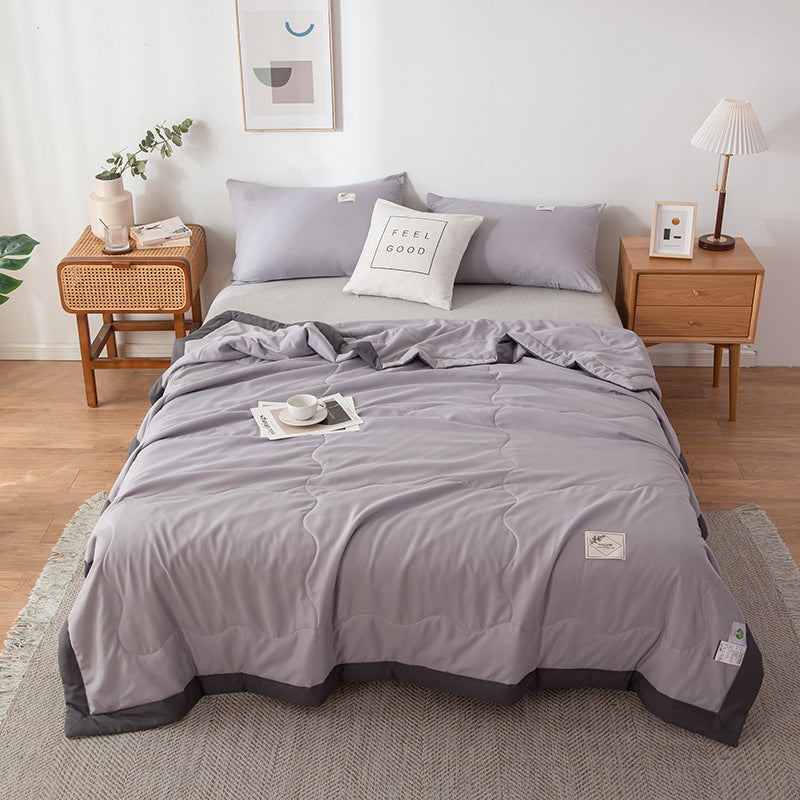 Couette Minimaliste En Coton Respirant Avec Motif Cousu Pour Sommeil Frais Et Détente