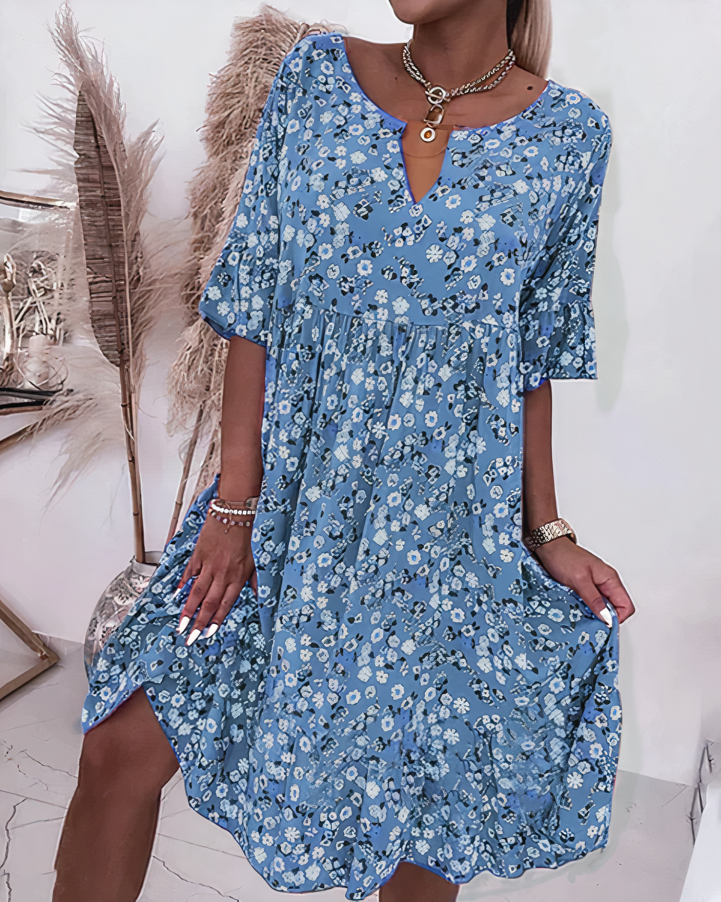 Gundula: Blumenkleid mit Halbarm