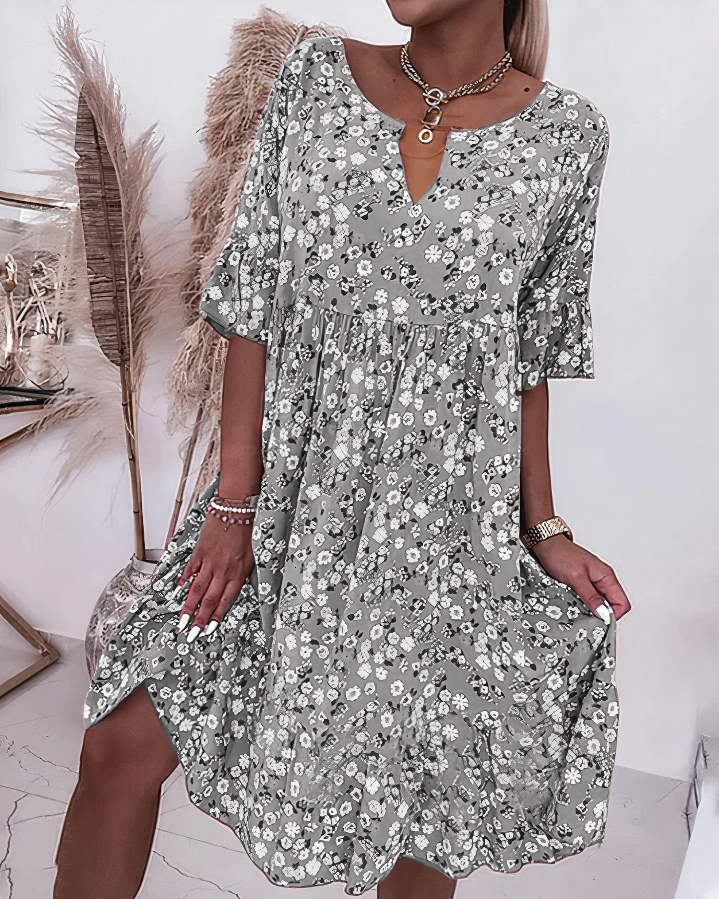 Gundula: Blumenkleid mit Halbarm