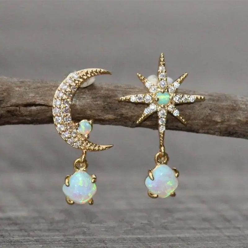 Lori - Moon Star Earrings - Amawinc