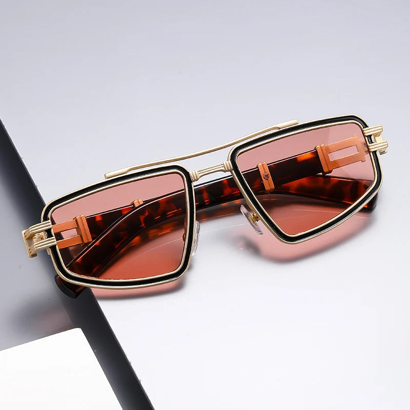 Ion Edge Grid Shades Lunettes Futuristes En Chrome Bleu Électrique Cadre Angulaire Avec Verres UV Bleus Style Cyberpunk