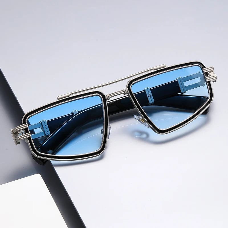 Ion Edge Grid Shades Lunettes Futuristes En Chrome Bleu Électrique Cadre Angulaire Avec Verres UV Bleus Style Cyberpunk