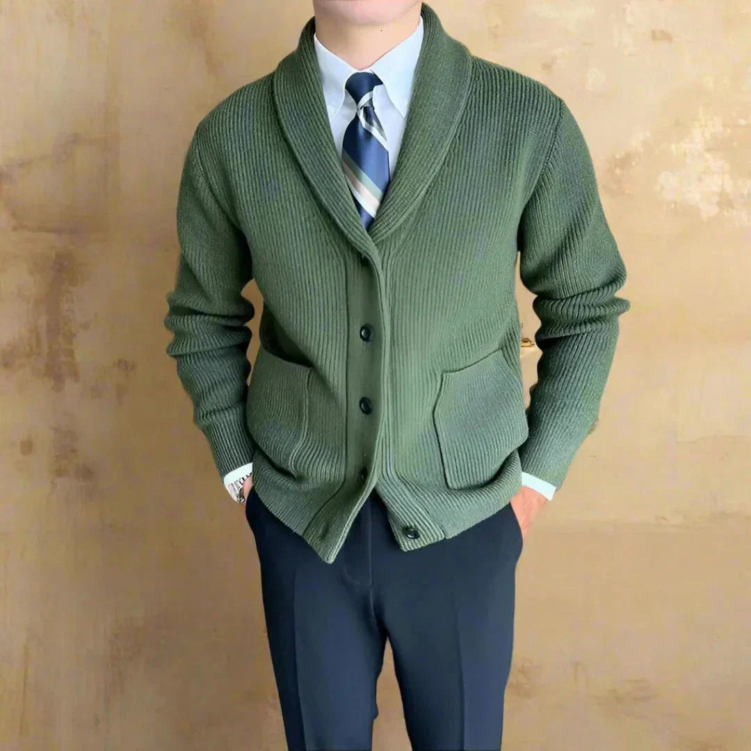 Cardigan Juliano À Col Châle Côtelé Avec Poches Plaquées Pour Un Style Décontracté Et Sophistiqué