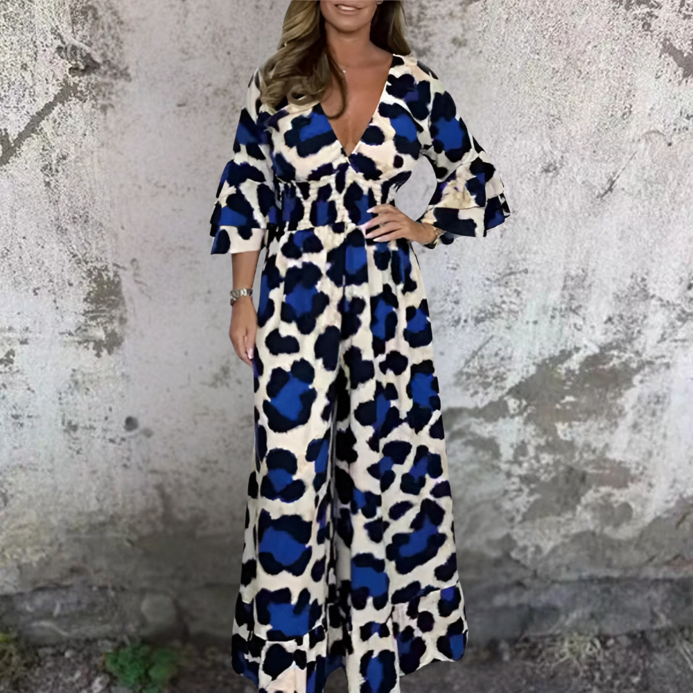 Clémence: Stylish and Confident