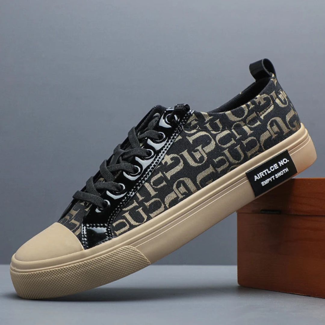 Keiran Typewalk Baskets Pour Hommes Avec Impression All Over Semelle Flexible Col Rembourré Et Langue Rembourrée Style Streetwear