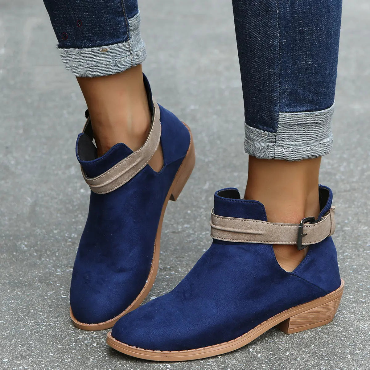 Bottines À Motif Léopard Pour Femmes Avec Profil En V Et Talon Bloc Robuste Pour Confort Et Style Quotidien