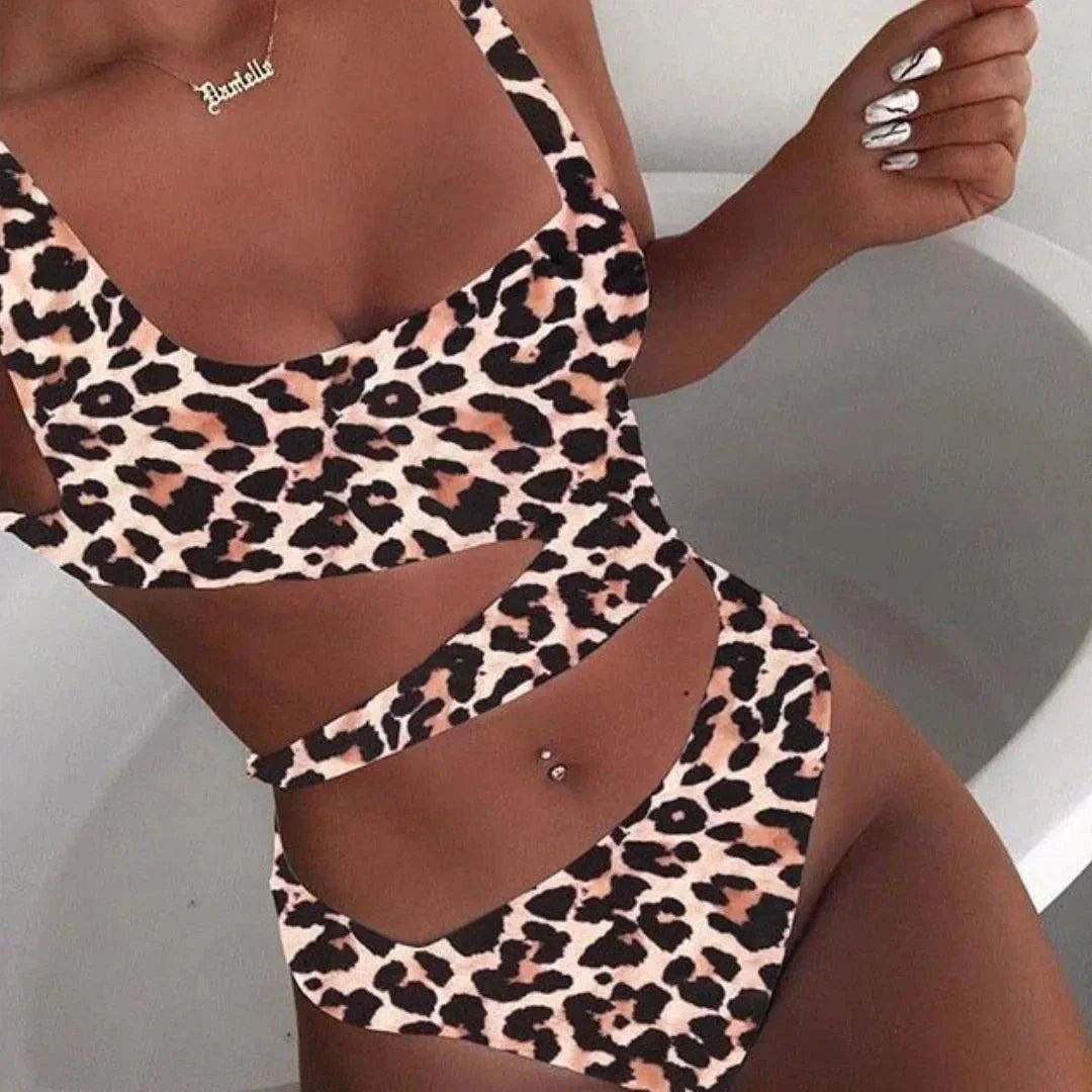 Maillot De Bain Une Pièce Avec Découpes Luna Sexy Et Taille Haute Silhouette Élégante Et Moderne