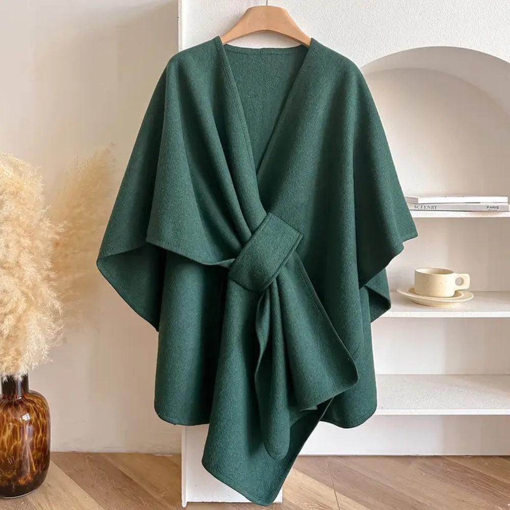 Cape Oversize Lily Avec Col V Noeud Auto Longueur Cuisses Et Ourlet Asymétrique Élégante