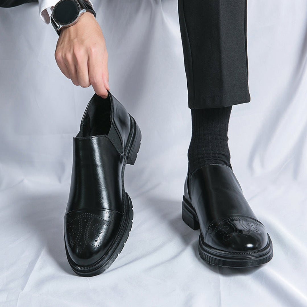 Mocassins En Cuir Poli Pour Homme À Bout Carré Avec Détails De Broguage Subtils Confortables Chaussures Habillées Slip On