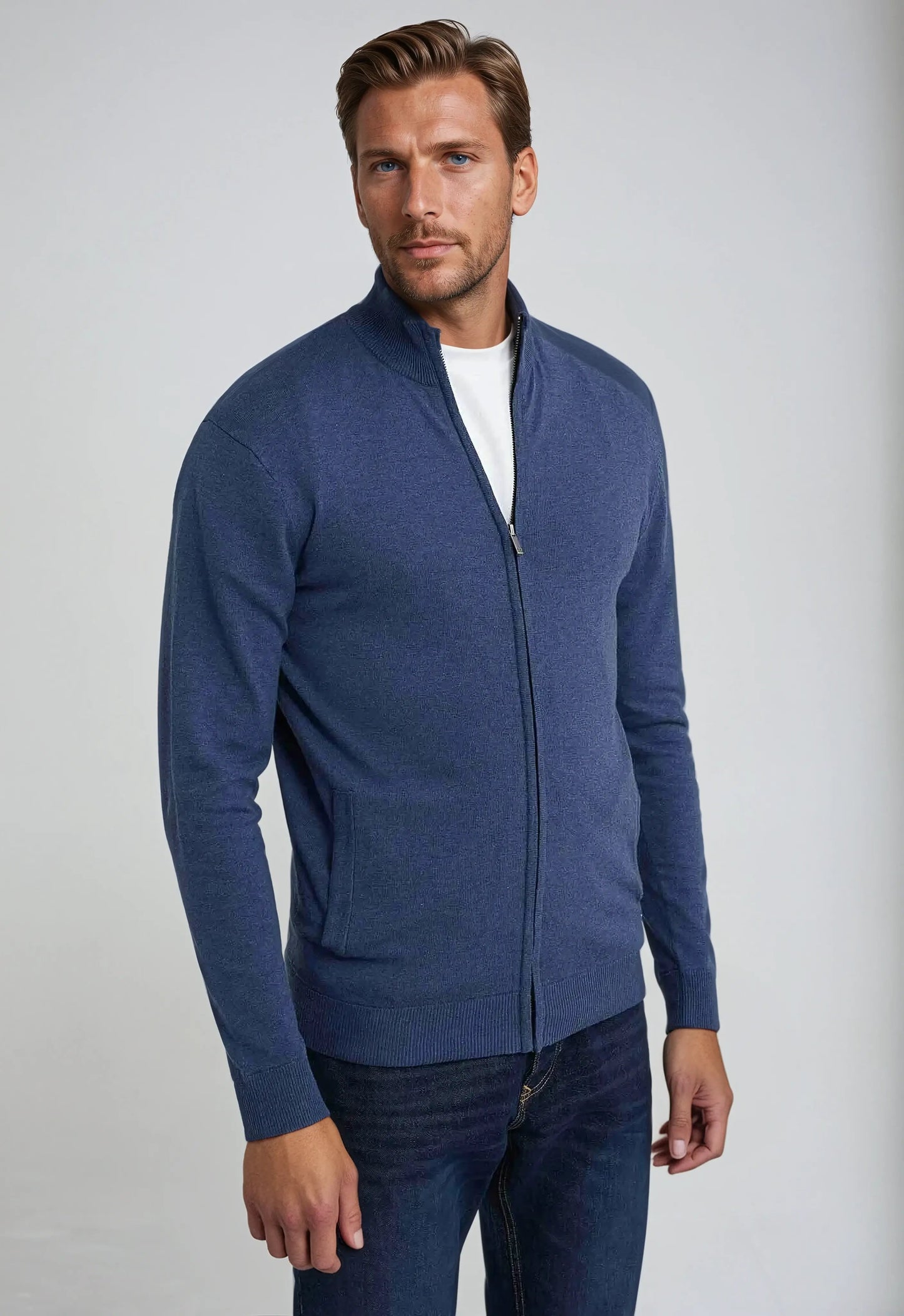 Cardigan Zippé À Col Haut Pour Homme Jacob Maille Bleu Marine Pour Couches Quotidiennes