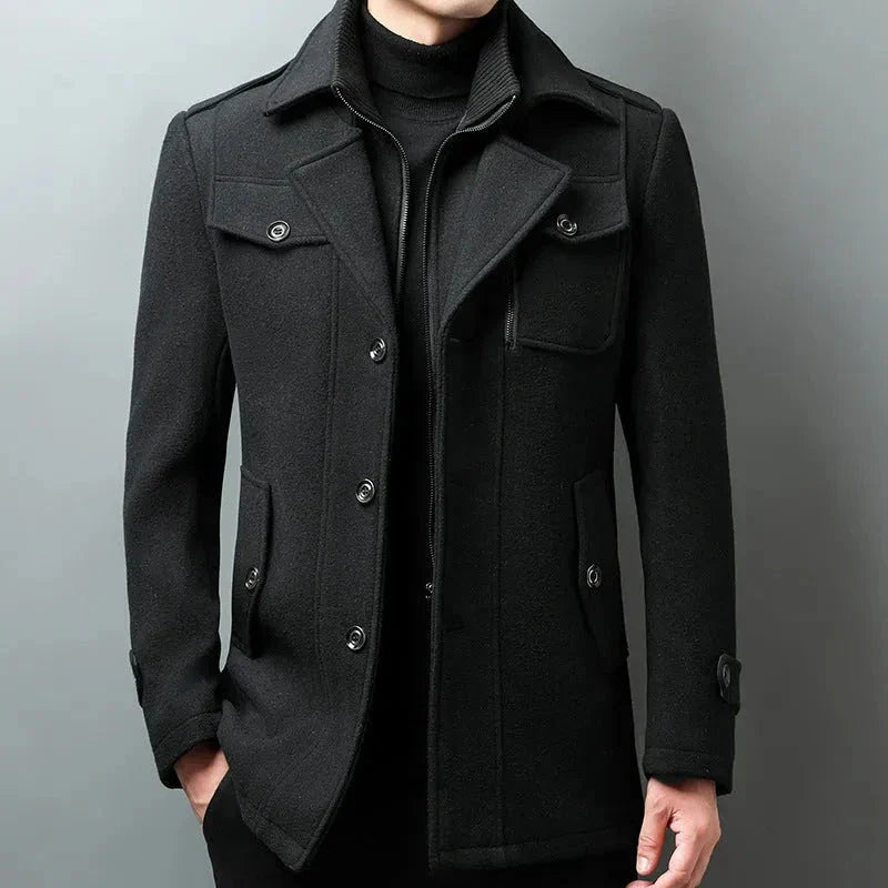 Manteau Pea Pour Homme En Laine Mélangée Avec Épaules Structurées Revers À Cran Coupe Tailorée Et Fermeture Boutons