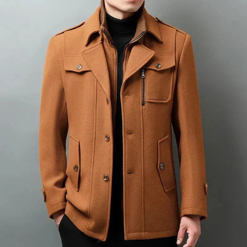 Manteau Pea Pour Homme En Laine Mélangée Avec Épaules Structurées Revers À Cran Coupe Tailorée Et Fermeture Boutons