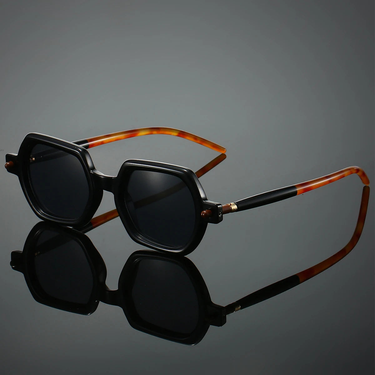  - Amawinc