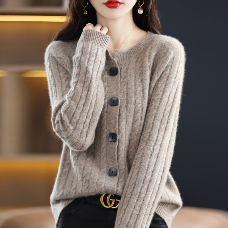Cardigan en Maille Côtelée Chic Minimaliste Pour Hiver Neutre à Porter Avec Jeans Jupes Ou Pantalons Pour Un Look Épuré