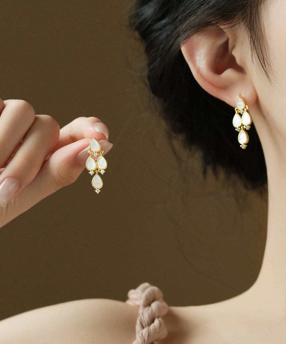 Boucles d'oreilles à tige modernes en cuivre blanc et zircon multicouches en forme de goutte d'eau - Amawinc