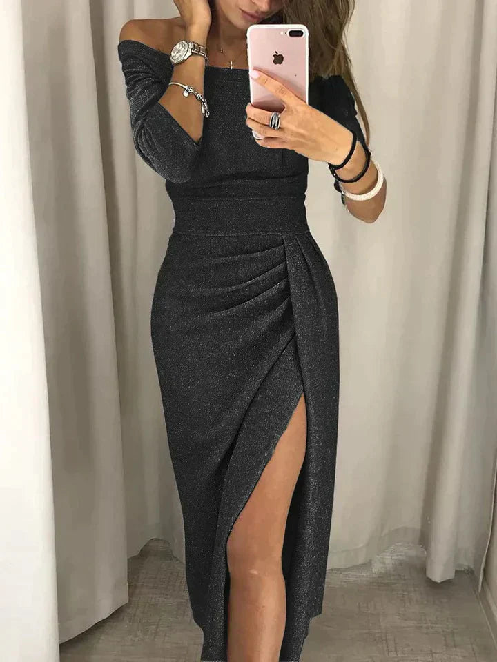 Langärmliges, gerafftes Kleid mit Schulterpartie und seitlichem Schlitz von Fudus