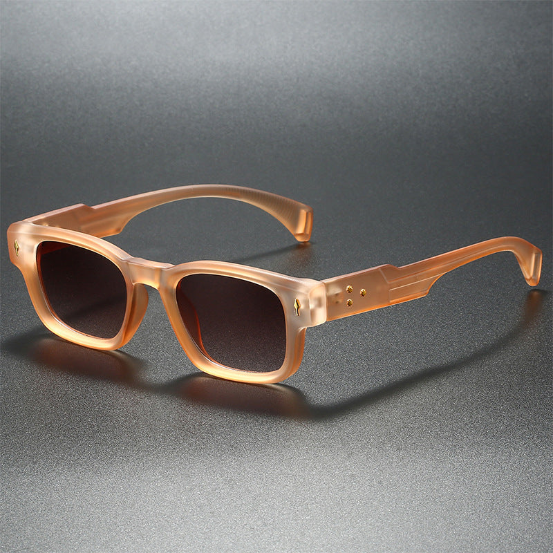 Montera Edge Lunettes De Soleil Cadre Carré Élégant Bras Épais Détails Clous Finition Matte