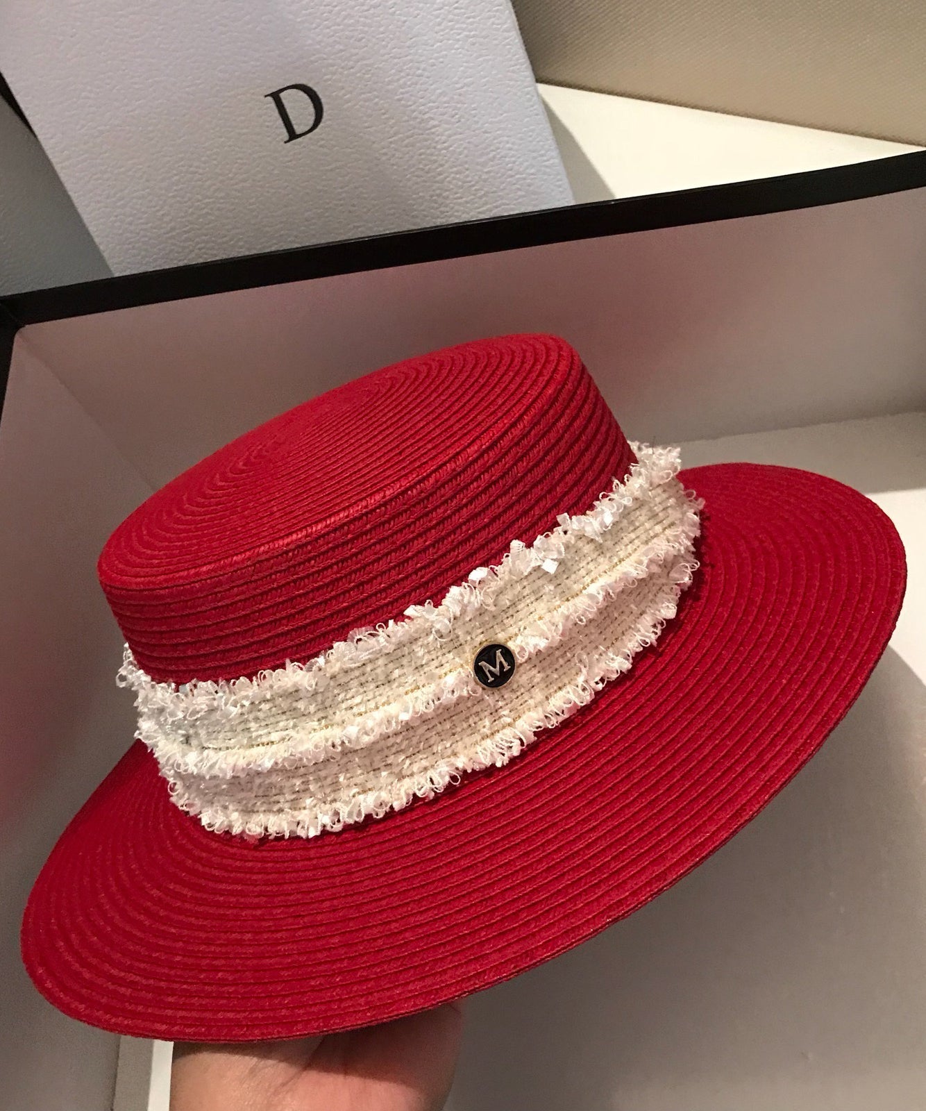 Nouveau chapeau cloche élégant en paille rouge tissée - Amawinc