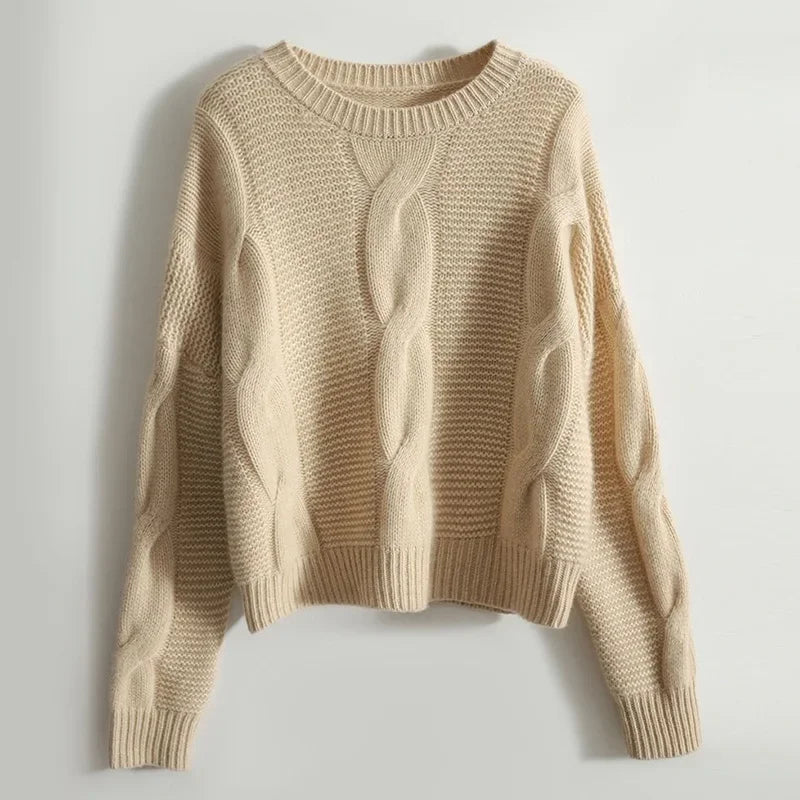 Pull Noelle En Cachemire Mélangé Avec Empiènements Torsadés Sculptés Et Coupe Décontractée Douceur Soyeuse