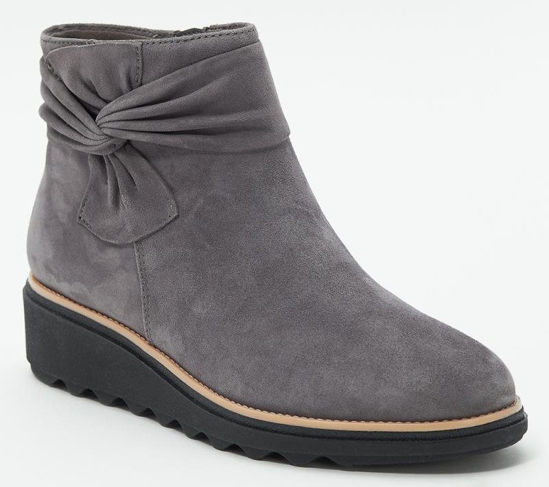Damen Wedge-Stiefeletten mit geschmackvollem Falten-Design und rutschfester Sohle Amawinc