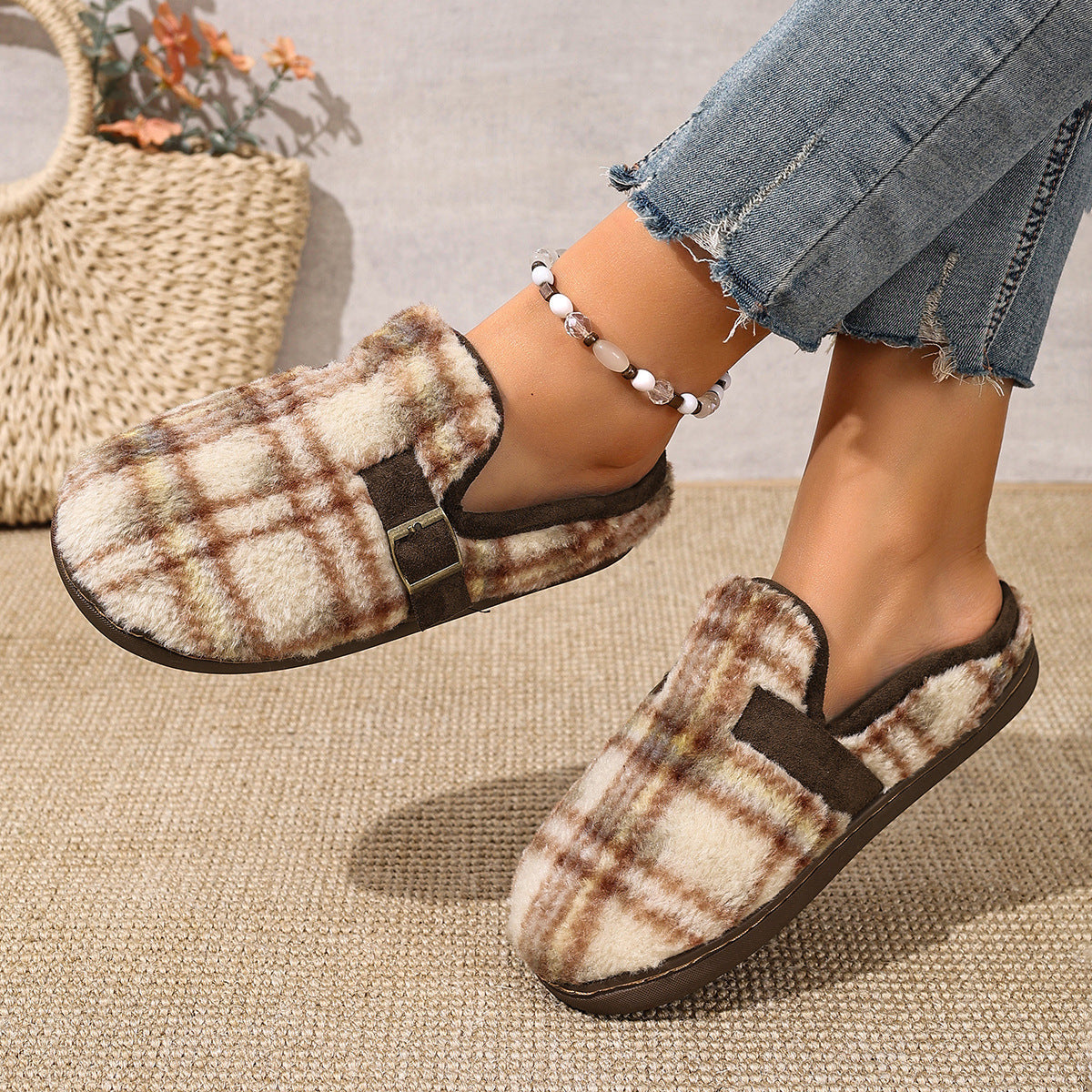 Damen Warme Hausschuhe mit Karomuster und bequemer Sohle Amawinc