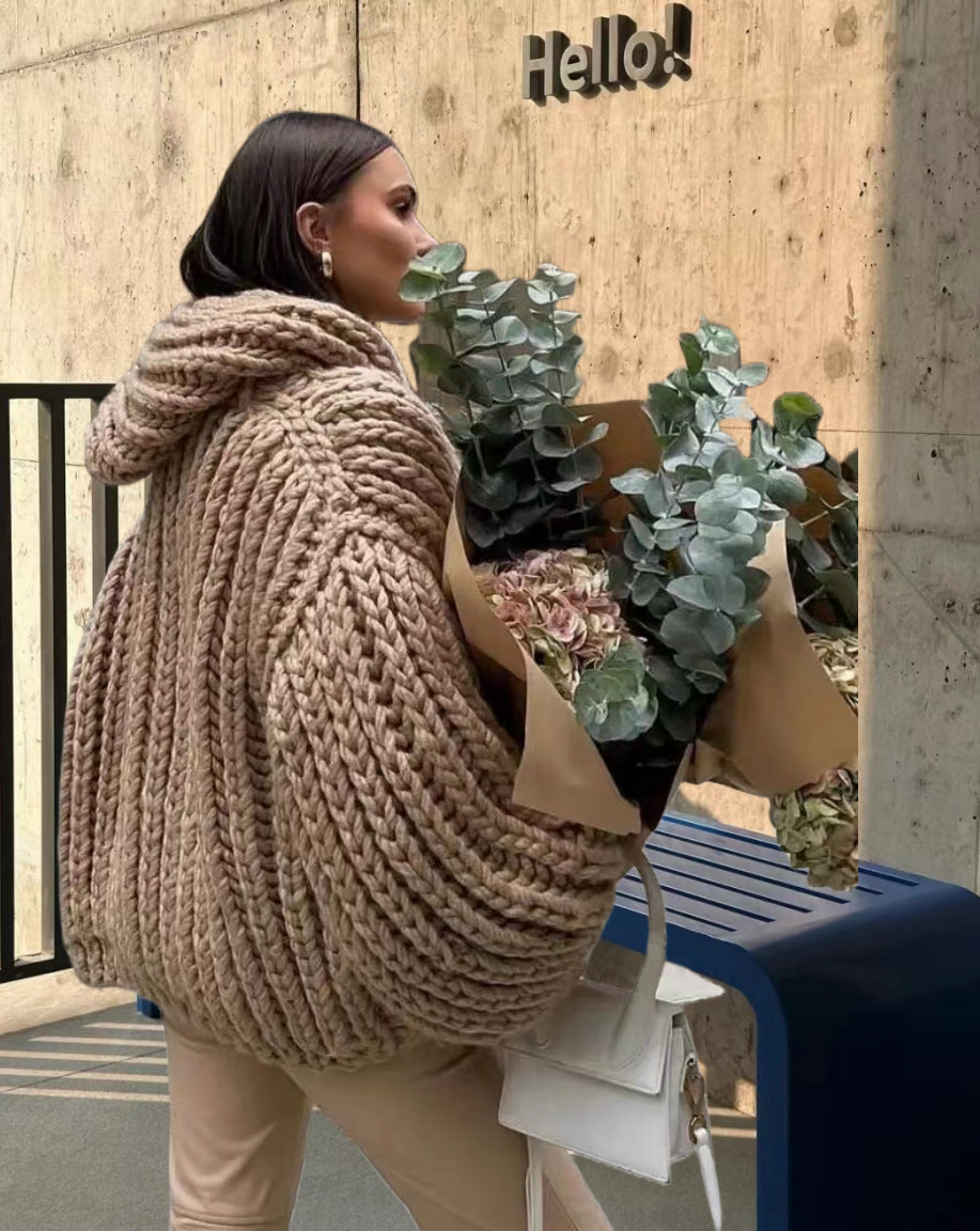 Damen Grobstrick-Hoodiejacke mit oversized Passform und tiefem Kragen Amawinc