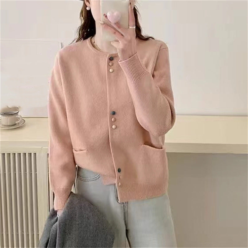 Damen gemütliche Strickjacke mit bunten Knöpfen und praktischen Taschen Amawinc