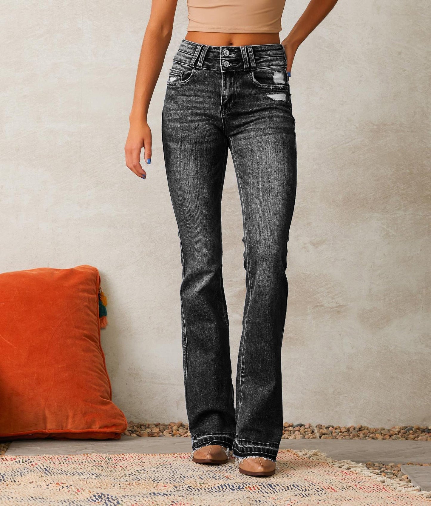 Damen Flared Jeans mit lässigem Schnitt und modischen Destroyed-Details Amawinc
