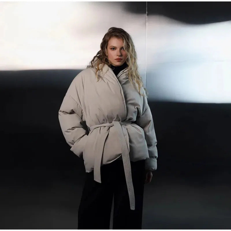 Damen Praktische und modische Daunenjacke mit Gürtel Amawinc