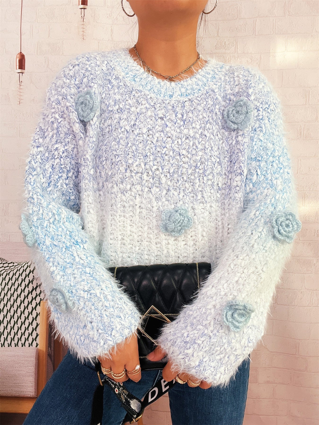 Damen gemütlicher, fluffiger Pullover mit verspielten Blumenapplikationen Amawinc