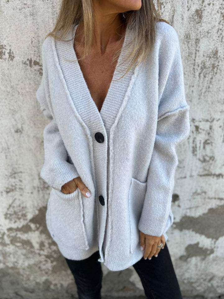 Damen kuschelige Strickjacke mit großen Taschen und Knopfdetails Amawinc
