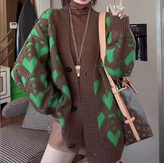 Damen Strickjacke mit einzigartigem Herzmuster und voluminösen Ärmeln Amawinc