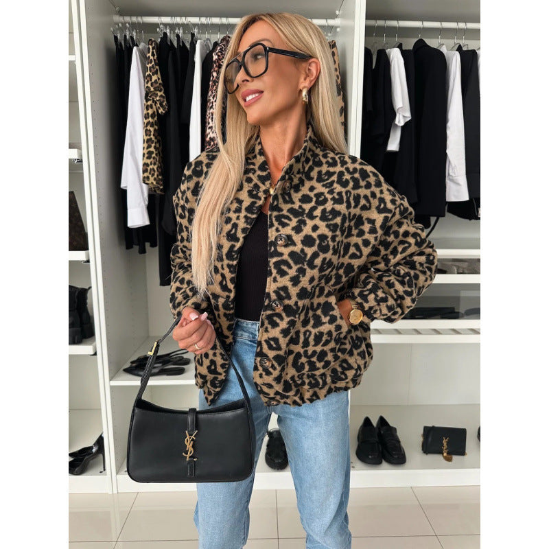 Damen Trendige Leo-Fleecejacke mit lässigem Schnitt Amawinc