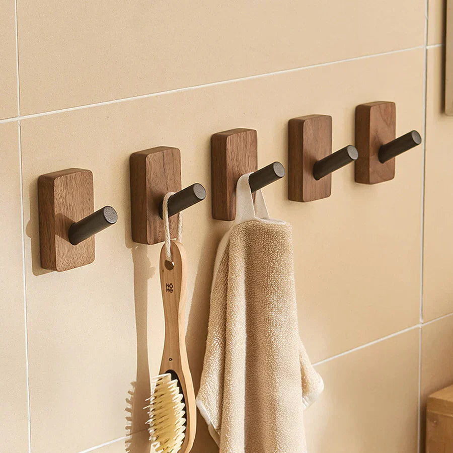Porte Manteau Mural Nordique Minimaliste En Bois De Noyer Et Aluminium Noir Matte Avec Finition Matte