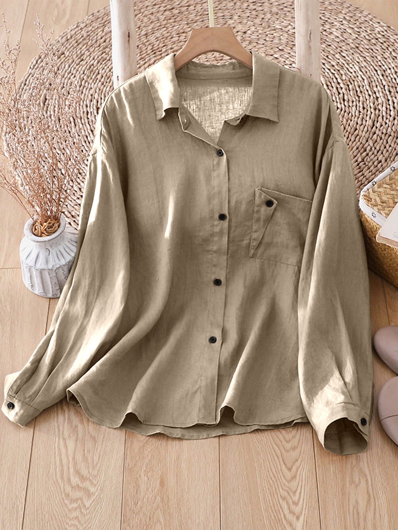 Damen Leichtes Hemd mit lässigem Schnitt und Brusttasche Amawinc