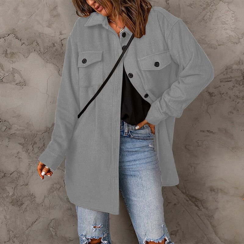 Damen vielseitige Oversize-Hemdjacke mit aufgesetzten Taschen und Knopfverschluss Amawinc