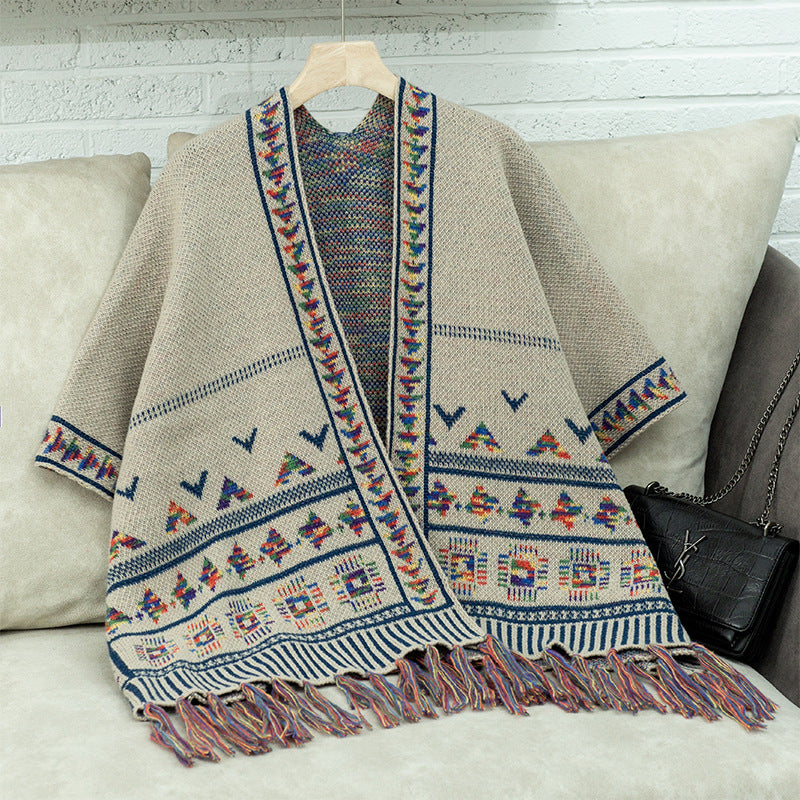 Damen stilvolle Poncho mit buntem Ethnomuster Amawinc