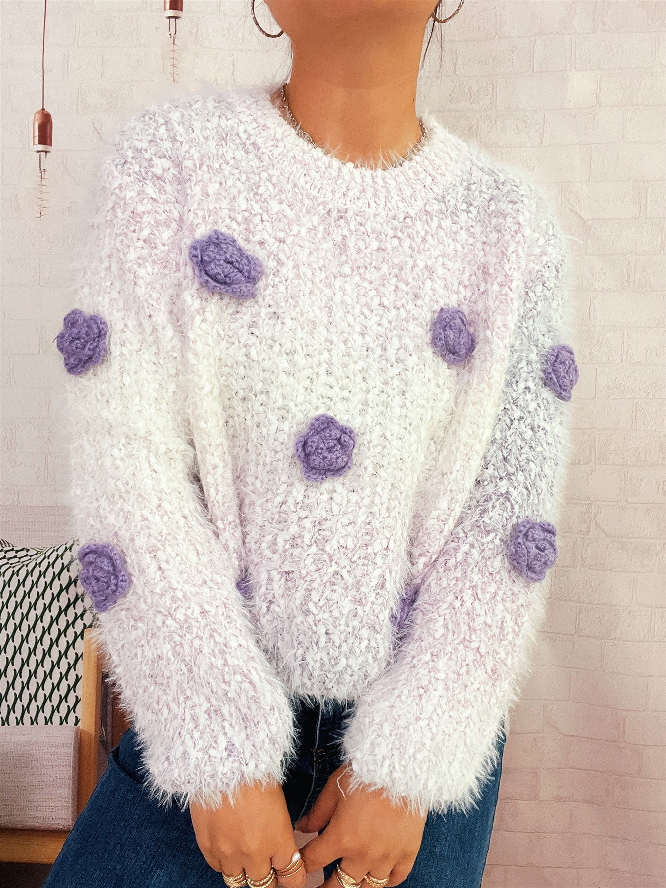 Damen gemütlicher, fluffiger Pullover mit verspielten Blumenapplikationen Amawinc