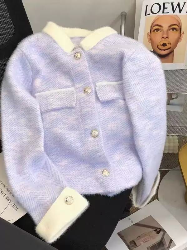 Damen Modischer Strickjacke mit Struktur und eleganten Knopfdetails Amawinc