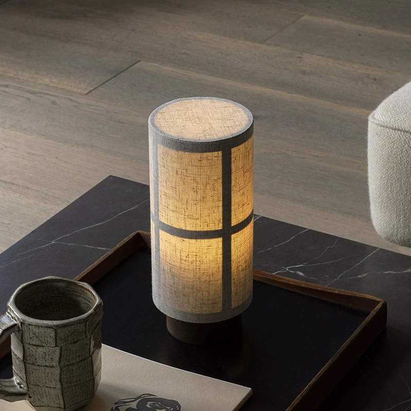 Tischlampe aus japanischer Seide
 - OnyxLampen