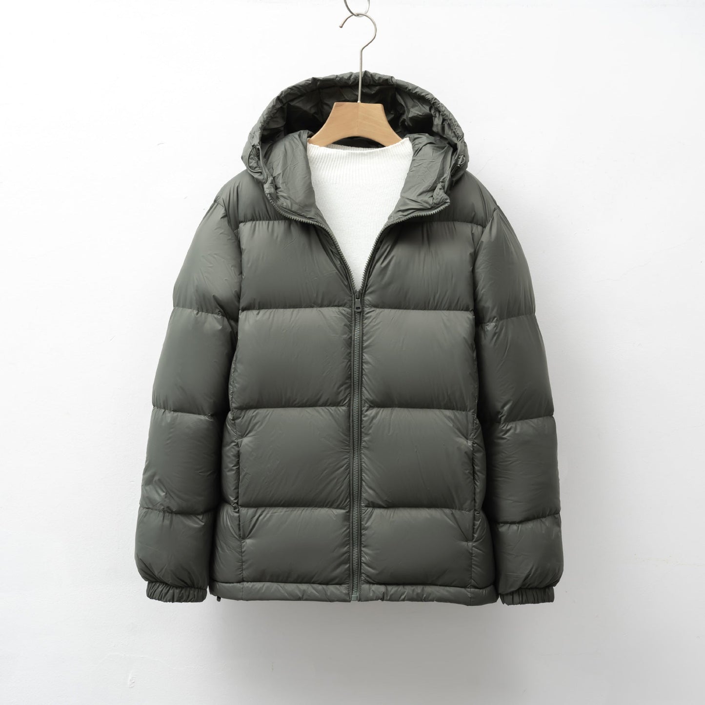 Damen leichte isolierte Winterjacke mit verstellbarer Kapuze Amawinc