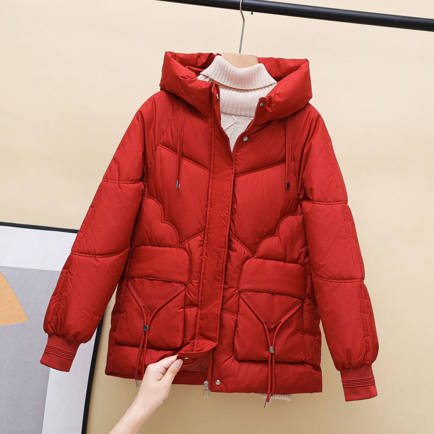 Damen gesteppte Winterjacke mit Kapuze und Herzdetails Amawinc