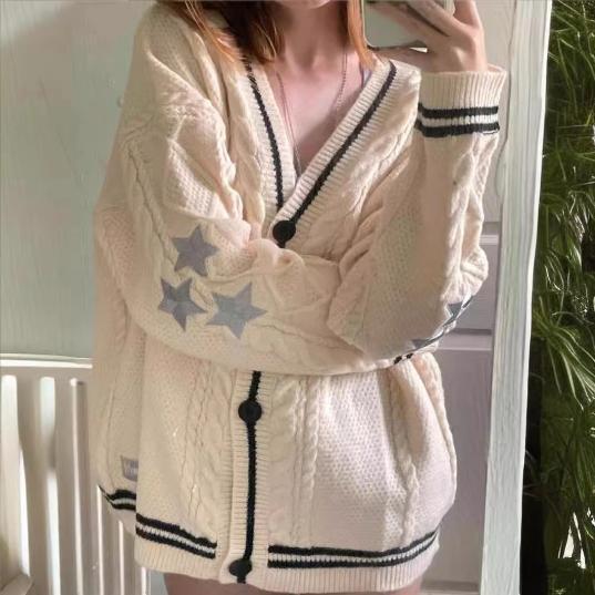 Damen Grobstrickjacke mit einzigartiger Zopfstruktur und dekorativen Sternen Amawinc