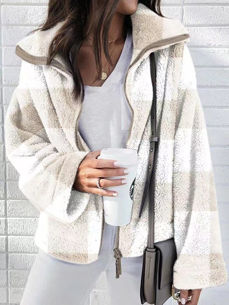 Damen kuschelige Fleecejacke mit Karomuster und hohem Kragen Amawinc