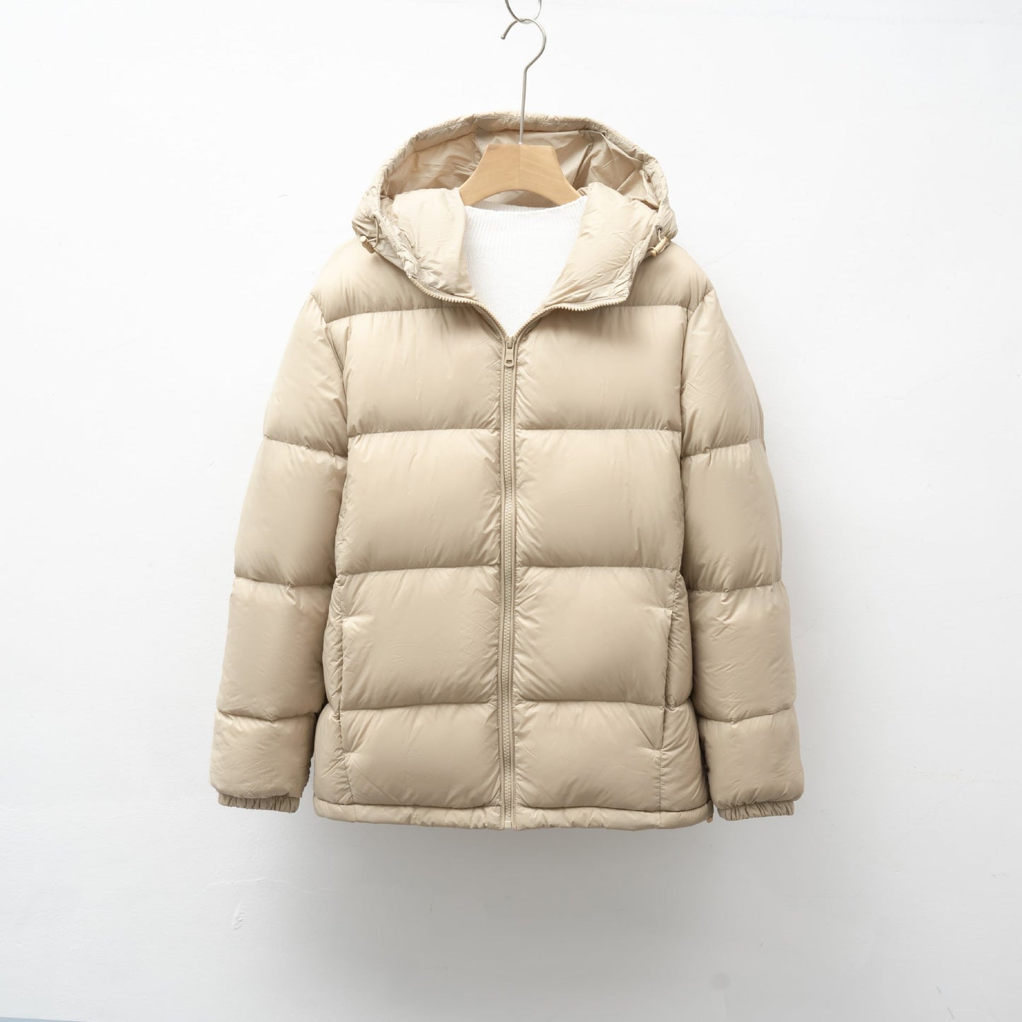 Damen leichte isolierte Winterjacke mit verstellbarer Kapuze Amawinc