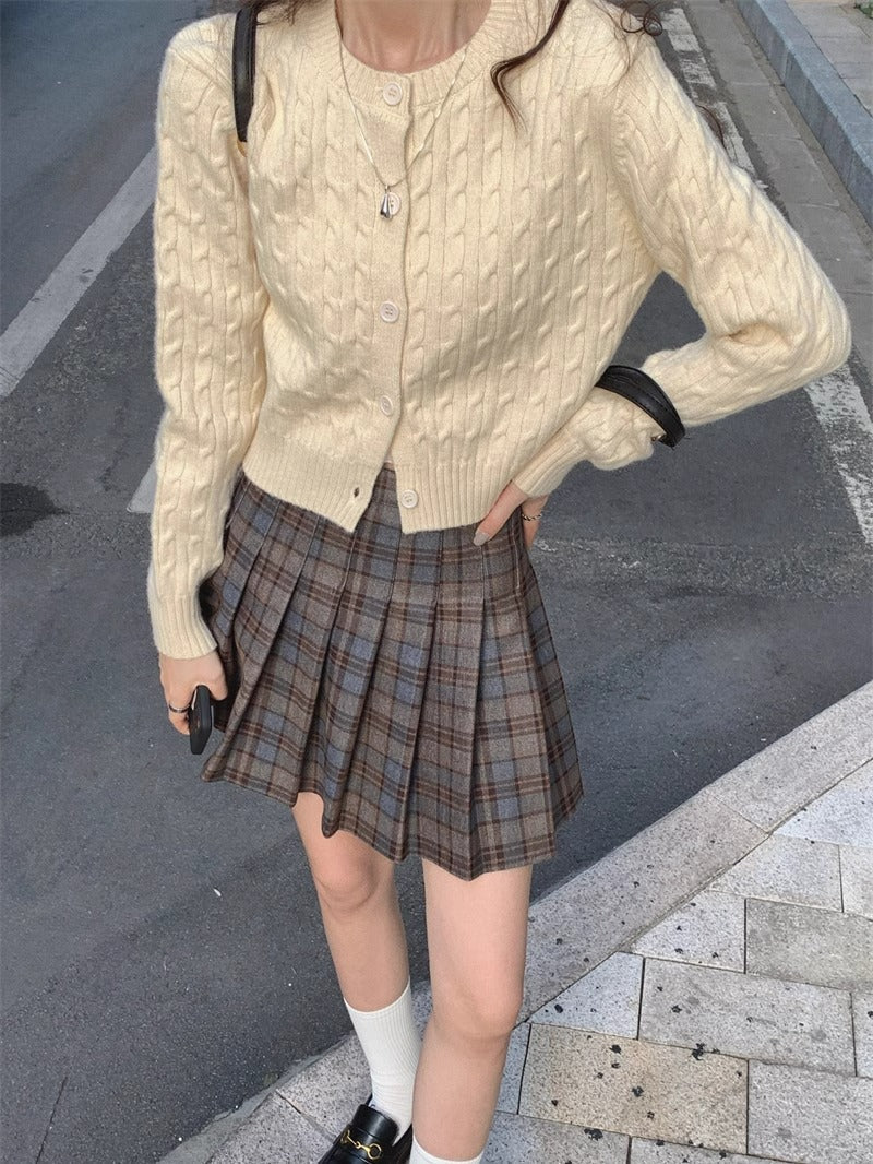 Damen gestrickte Bolerojacke mit Zopfstruktur Amawinc