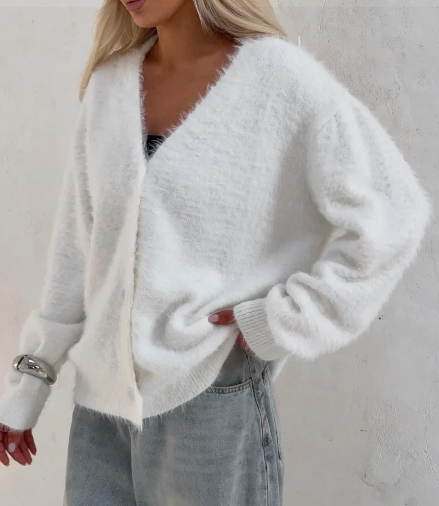 Damen Kuscheliger Strickjacke mit modernen Knopfdetails und lässigem Schnitt Amawinc