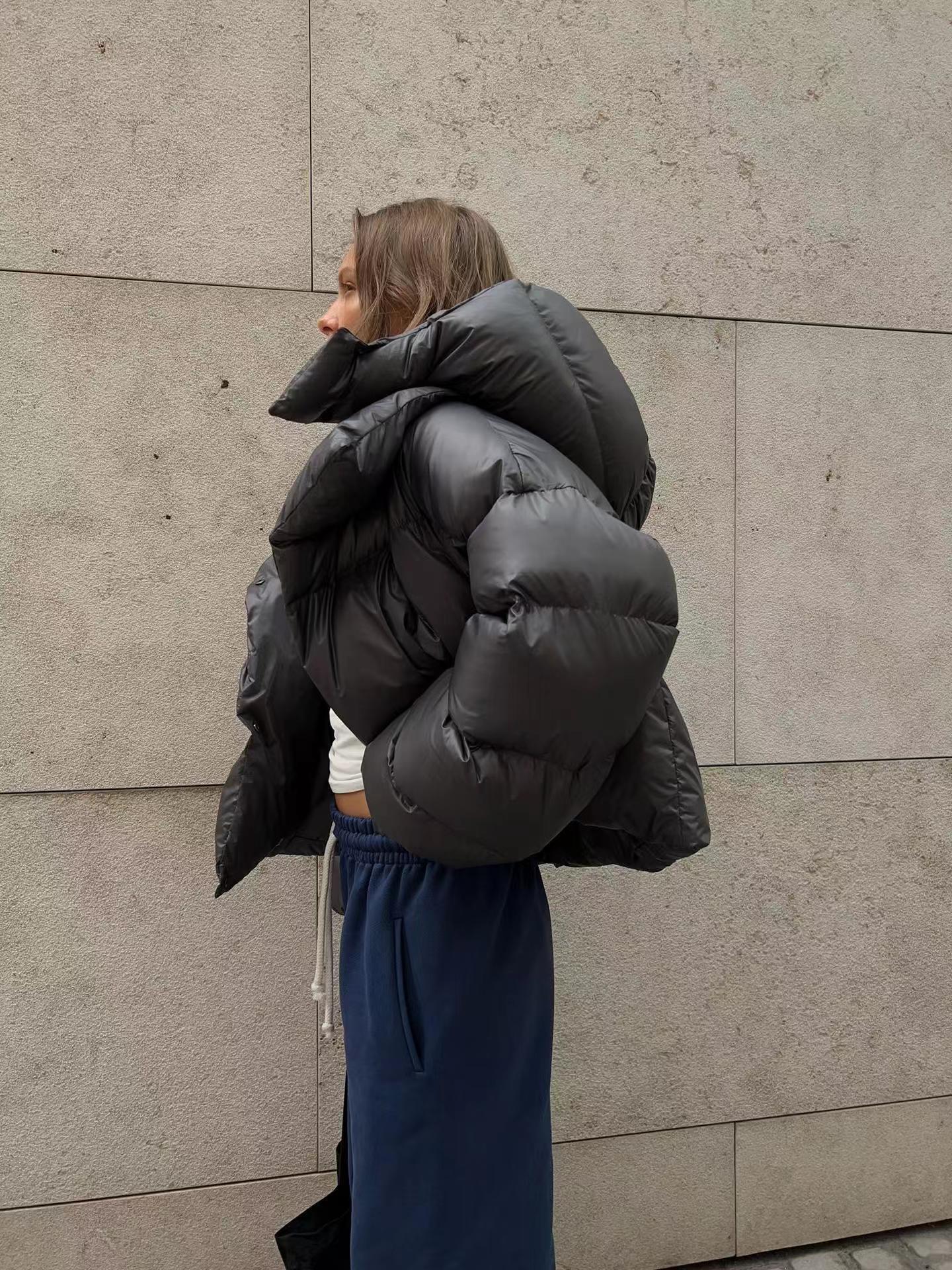 Damen oversized Daunenjacke mit hohem Kragen und voluminösen Ärmeln Amawinc