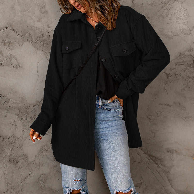 Damen vielseitige Oversize-Hemdjacke mit aufgesetzten Taschen und Knopfverschluss Amawinc